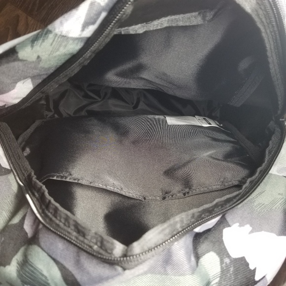 Puma Pink Camo 18.5" Backpack - Picture 5 of 7